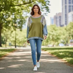 We The Free Free People Women’s Top Olive Green Patchwork Long Sleeve Size L